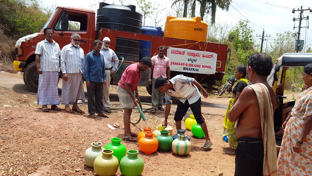 ಜಮಾಅತೆ ಇಸ್ಲಾಮಿ ಹಿಂದ್‌ನಿಂದ ಕುಡಿಯುವ ನೀರು ವಿತರಣೆ